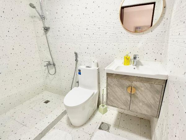 DARÏ : photo 5 de la chambre chambre double - vue sur piscine