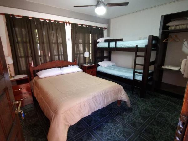 Espacio Verde : photo 3 de la chambre chambre familiale avec salle de bains privative