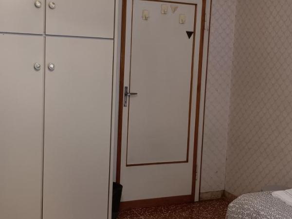 Affittacamere Pratello 97 : photo 8 de la chambre chambre triple confort avec douche