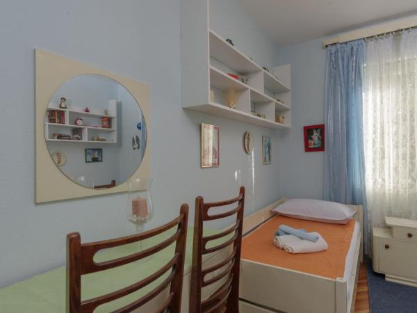 Rooms Mirjana : photo 3 de la chambre chambre double standard - premier Étage