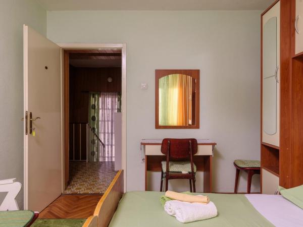 Rooms Mirjana : photo 4 de la chambre chambre double - 1er Étage