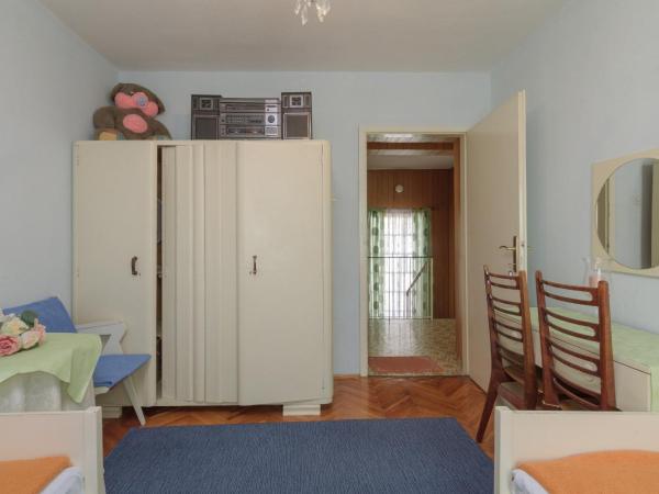 Rooms Mirjana : photo 4 de la chambre chambre double standard - premier Étage