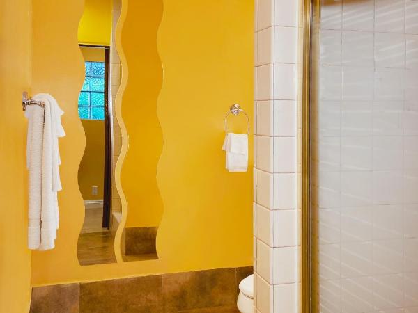 El Patio Inn - Near Universal Studios Hollywood : photo 9 de la chambre chambre standard avec 2 lits queen-size