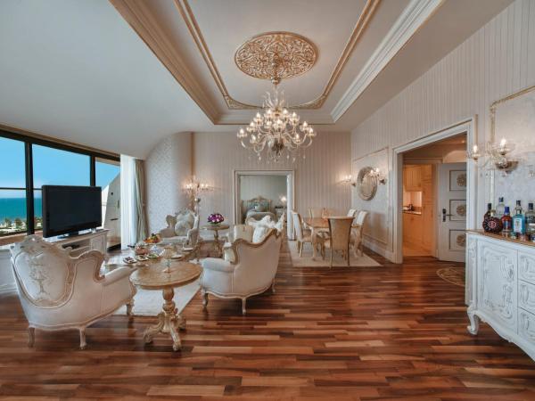 Maxx Royal Belek Golf Resort : photo 1 de la chambre suite lit king-size