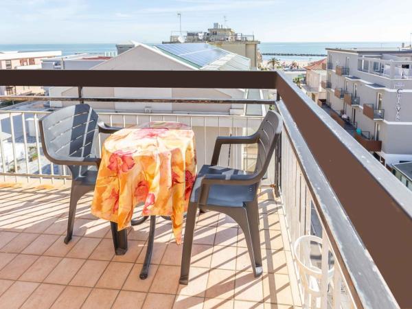 Hotel Ribot : photo 7 de la chambre chambre double ou lits jumeaux