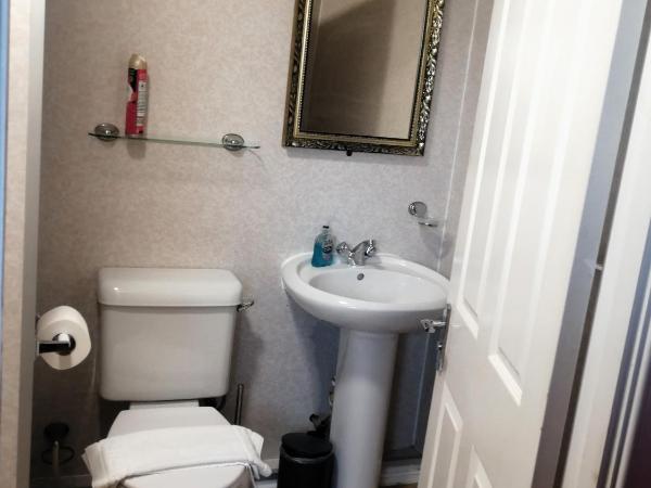 Corstorphine Lodge Hotel : photo 1 de la chambre chambre triple