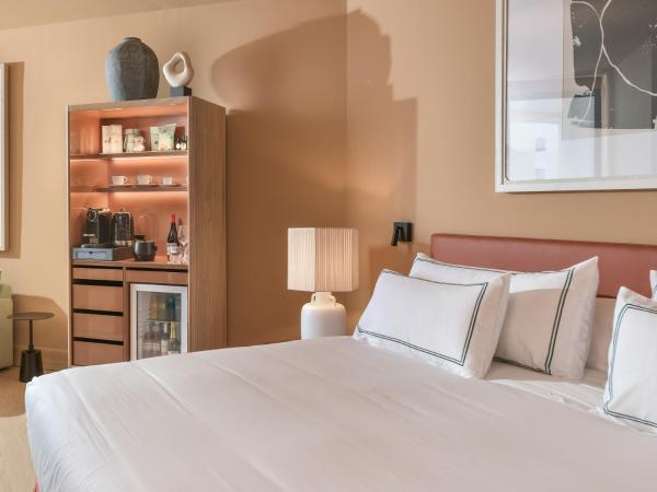 El Fuerte Marbella : photo 1 de la chambre chambre double ou lits jumeaux avec terrasse