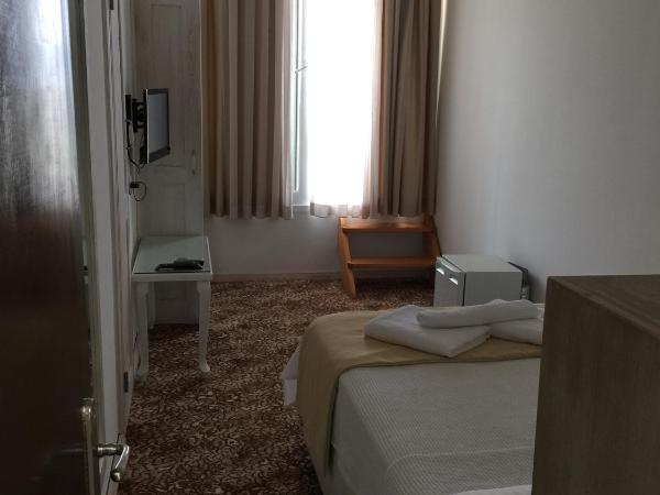 Pasha Motel : photo 8 de la chambre chambre double avec balcon - vue sur mer