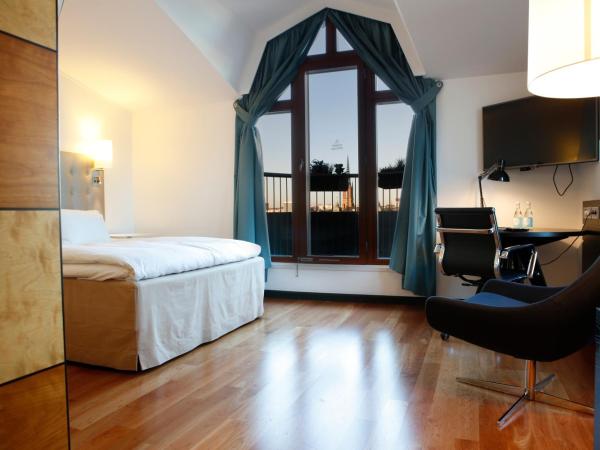 Hilton Stockholm Slussen Hotel : photo 4 de la chambre chambre deluxe lits jumeaux avec vue