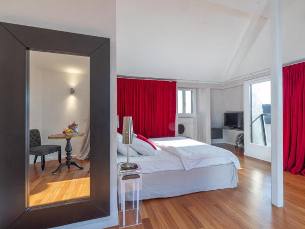 Tralala Hotel Montreux : photo 1 de la chambre suite