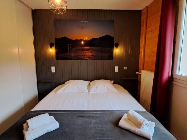 Hôtel Les Mouflons : photo 2 de la chambre chambre double avec balcon