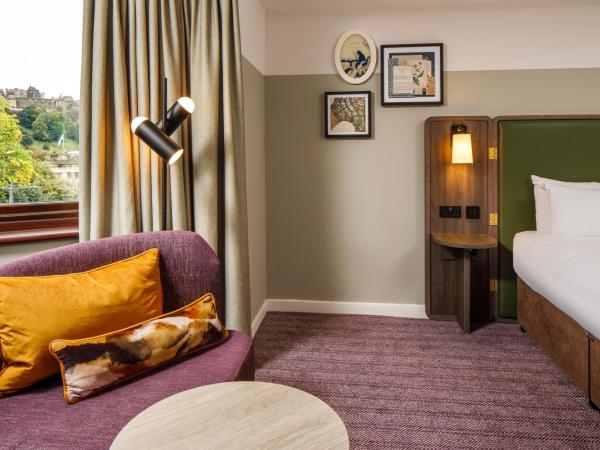 Mercure Edinburgh City - Princes Street Hotel : photo 10 de la chambre hébergement double privilège nouvelle génération