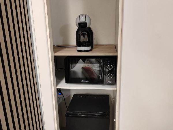 Hostal Lucy : photo 1 de la chambre chambre double avec balcon