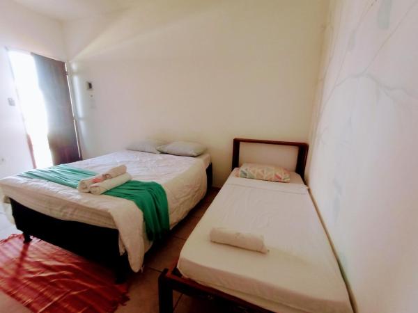 Pousada Caiçaras Búzios : photo 1 de la chambre chambre triple