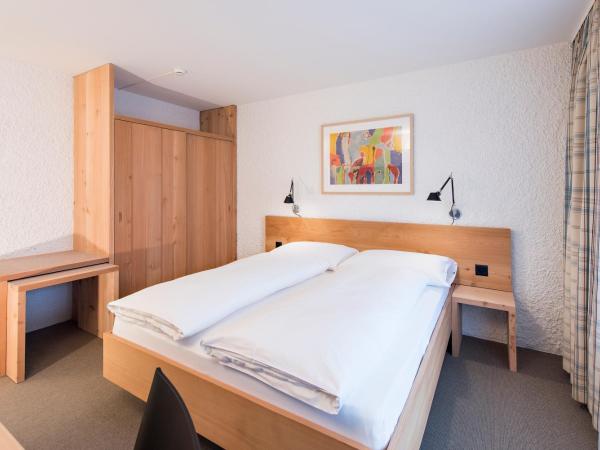 Hauser Hotel St. Moritz : photo 1 de la chambre chambre double Économique