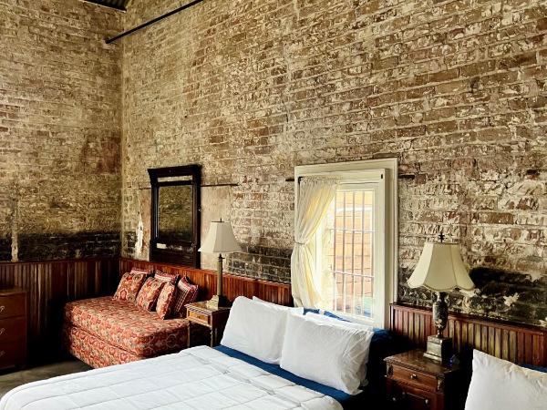 Inn at the Old Jail : photo 3 de la chambre chambre supérieure avec 2 lits queen-size