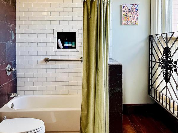 Inn at the Old Jail : photo 3 de la chambre chambre lit queen-size