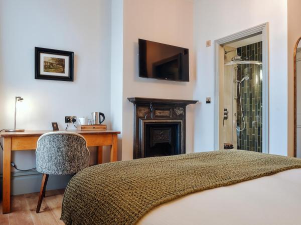 The Black Lion Pub & Boutique Guesthouse : photo 3 de la chambre hébergement double junior