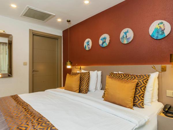 Ayramin Deluxe Hotel Taksim : photo 6 de la chambre chambre deluxe avec hammam et balcon