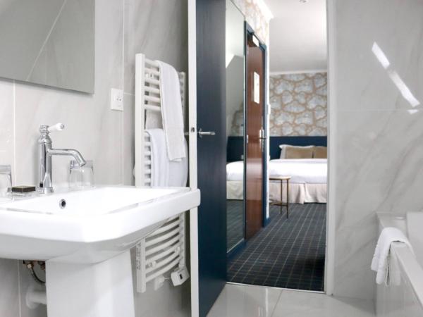 Le Pergolèse Paris Champs Elysées : photo 9 de la chambre chambre double deluxe avec baignoire