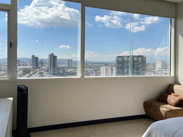 Laviu B&B Luxe Suites : photo 2 de la chambre nevado de toluca ( family room) 