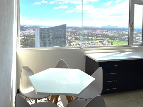 Laviu B&B Luxe Suites : photo 5 de la chambre nevado de toluca ( family room) 
