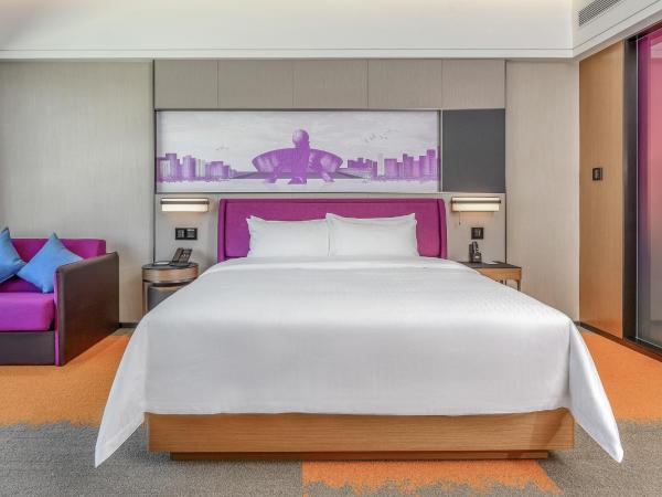 Hampton by Hilton Dongguan Central Plaza : photo 5 de la chambre chambre lit queen-size deluxe