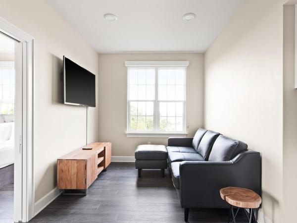 The Bywater Hotel and Suites : photo 2 de la chambre suite double standard