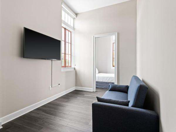 The Bywater Hotel and Suites : photo 4 de la chambre suite junior avec balcon