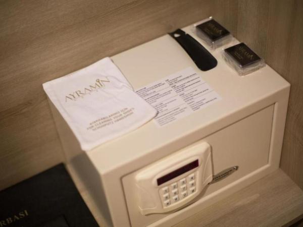 Ayramin Deluxe Hotel Taksim : photo 7 de la chambre chambre triple supérieure avec hammam