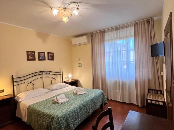 B&B Casale Virgili : photo 3 de la chambre chambre double