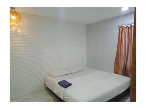 EXPRESS OYO HOTEL : photo 5 de la chambre chambre standard lit queen-size