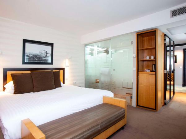 Hotel Lille Euralille - Hilton Affiliate Hotel : photo 1 de la chambre chambre lit king-size