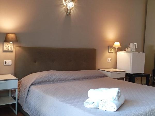 CconfortHotels R&B Cavour - SELF CHECK IN - No Elevator from 20-10-24 until 7-01-2025 : photo 2 de la chambre chambre double classique