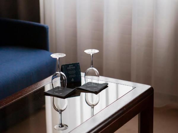 Hotel Holt - The Art Hotel : photo 9 de la chambre suite junior