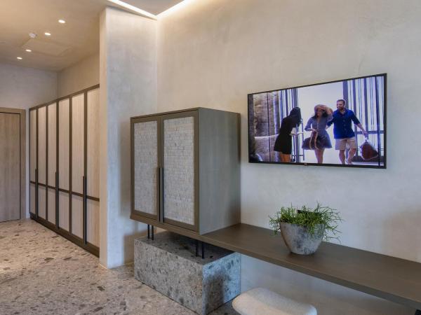 Aeonic Suites and Spa : photo 7 de la chambre suite chronos avec jacuzzi