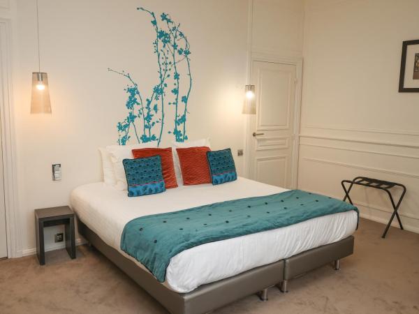 Hôtel Château de Lacan : photo 4 de la chambre chambre double deluxe avec balcon