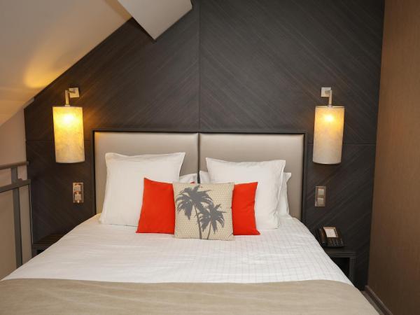 Hôtel Château de Lacan : photo 6 de la chambre chambre double standard