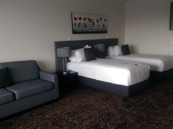 Calamvale Hotel Suites and Conference Centre : photo 6 de la chambre chambre lits jumeaux exécutive
