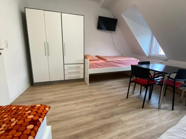 Annie´s Appartements : photo 8 de la chambre appartement - vue sur jardin