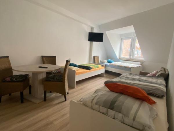 Annie´s Appartements : photo 3 de la chambre appartement - vue sur jardin