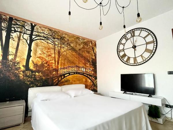 4th FLOOR ROOMS private rooms in apartment : photo 8 de la chambre chambre double avec terrasse