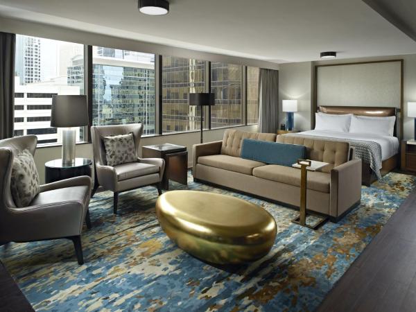 Omni Charlotte Hotel : photo 2 de la chambre suite studio lit king-size