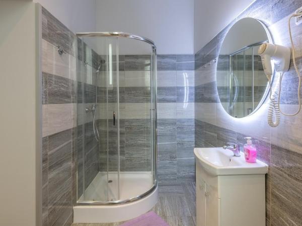 70s Guest room : photo 2 de la chambre chambre double deluxe avec douche