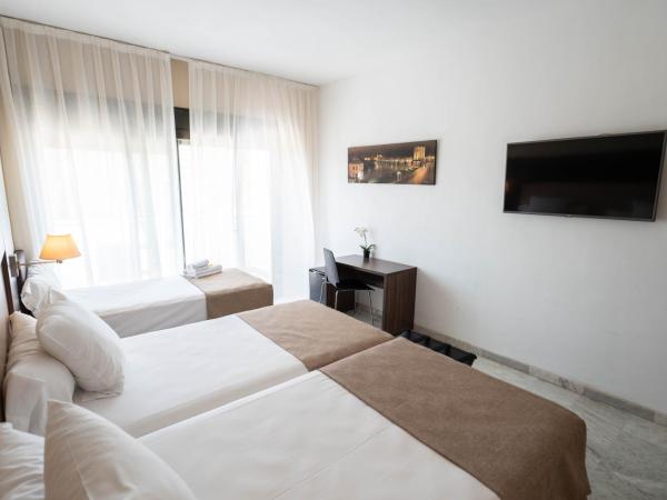 Hotel Finca Los Abetos : photo 1 de la chambre chambre double avec lit d'appoint (3 adultes)