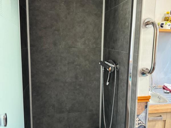 LAETITIA ET CLAUDE : photo 4 de la chambre studio standard