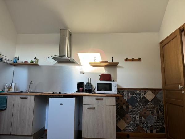 LAETITIA ET CLAUDE : photo 4 de la chambre studio supérieur