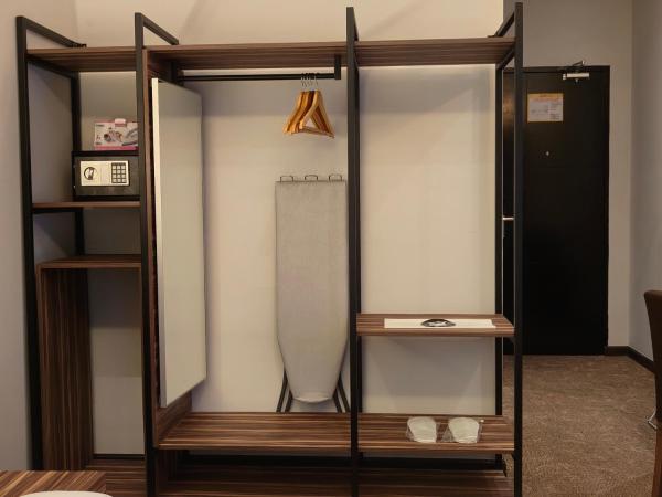 Asiatic Hotel : photo 6 de la chambre chambre lit king-size