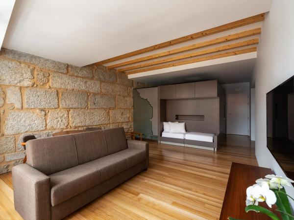 Pensao O Laranjeira : photo 4 de la chambre studio avec balcon