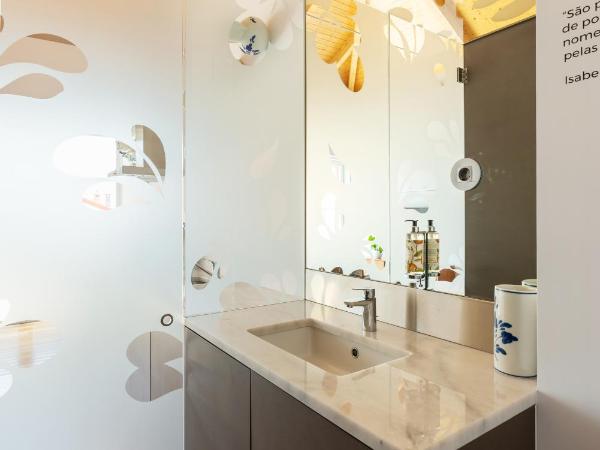 Pensao O Laranjeira : photo 2 de la chambre studio avec terrasse